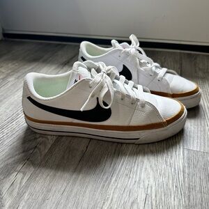 Women’s Nike Court Legacy Sneakers
